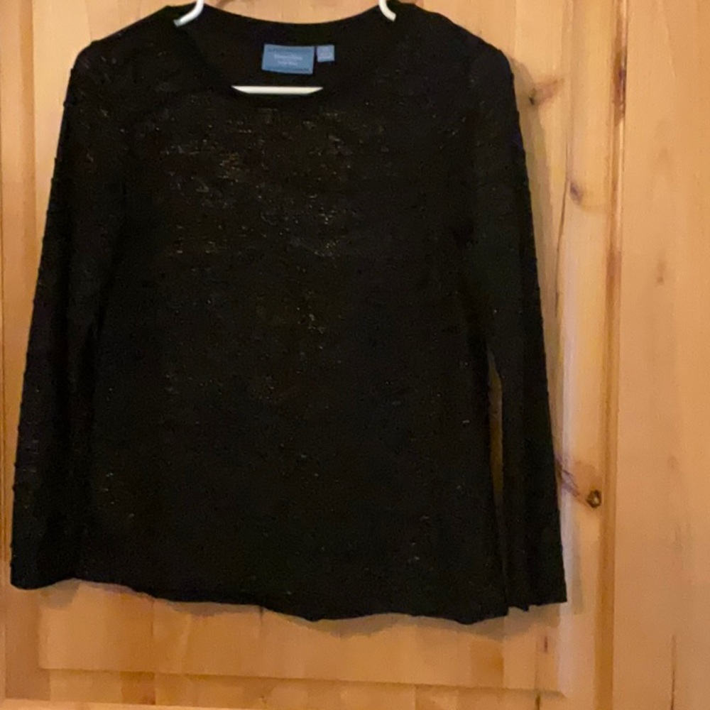 Simply Vera Vera Wang Black Top with Gold Accents